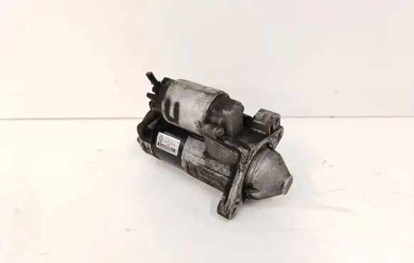 Nissan Juke I F15 Starter motor 8200584675B
