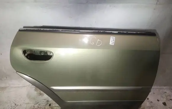 Subaru Impreza III Rear door
