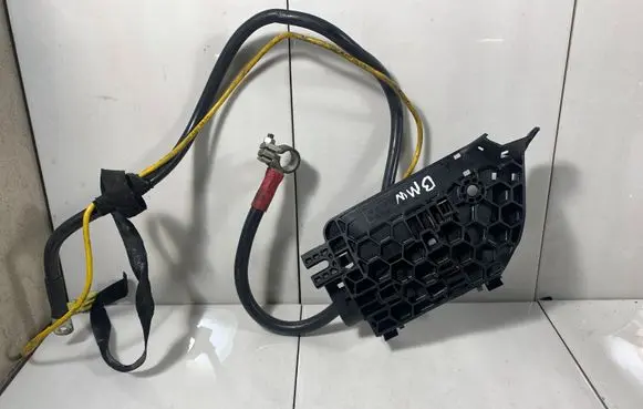 BMW 5 E39 Positive cable (battery) 4F0971812A
