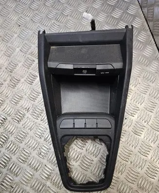 KIA Rio Gear shifter surround trim plastic 84655H8000