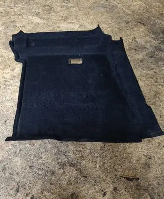 Trunk/boot lower side trim panel