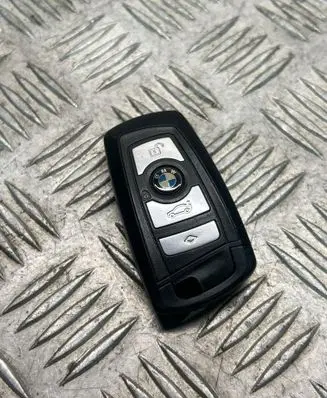BMW 5 F10 F11 Ignition key/card 