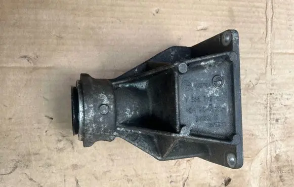 BMW X1 E84 Half shaft coupling 7568712