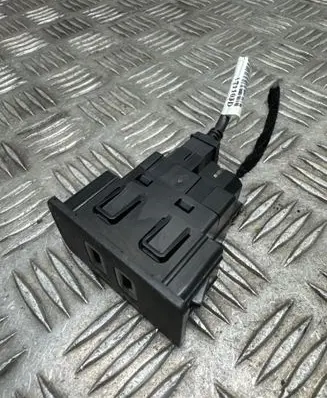 Ford Galaxy USB socket connector HC3T14F014BC 05218502763 BA1WF