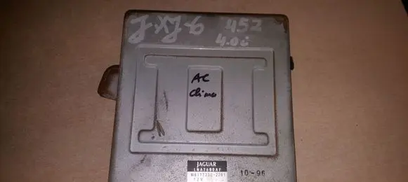 Jaguar XJ X300 Climate control unit 1773002281 LNA7600AF