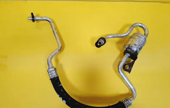 Renault Clio II Air conditioning (A/C) pipe/hose 7700834944