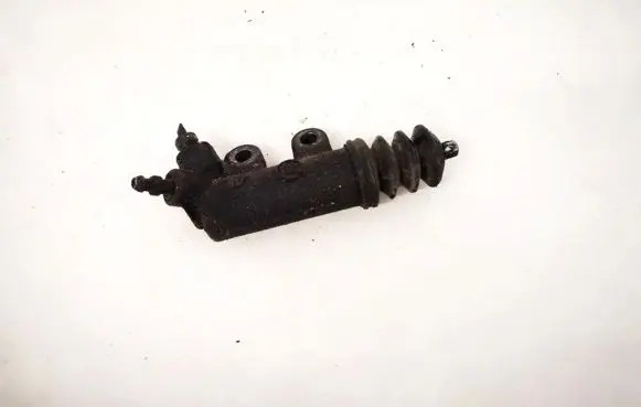 Toyota Avensis T250 Clutch master cylinder