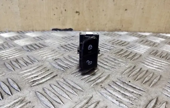 Volvo XC90 Central locking switch button 31443863