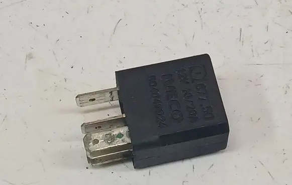 Iveco Daily 30.8 - 9 Other relay 67750