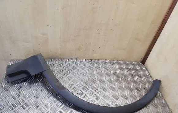 Ford Kuga I Front arch trim 8V41S16D239A