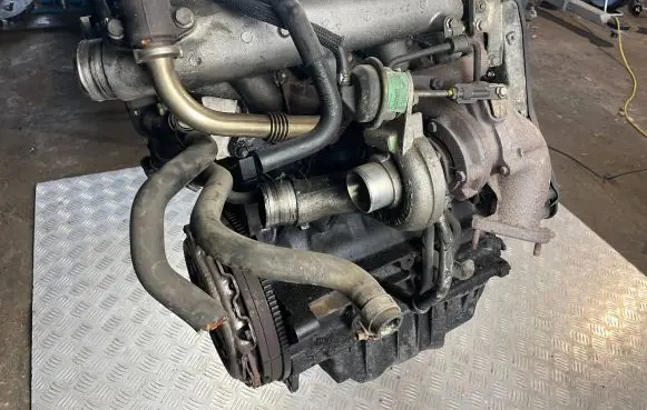 Volvo S40, V40 Engine D4192T2 FDP