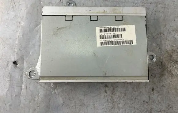 Jeep Compass Sound amplifier P05064118AK U29961AE TDA291477G0060