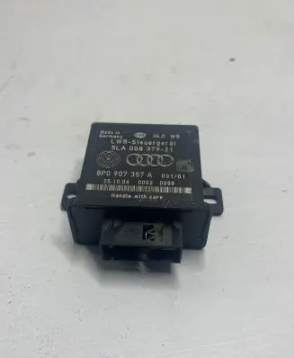 Audi A6 S6 C6 4F Light module LCM 8P0907357A 5LA00837921