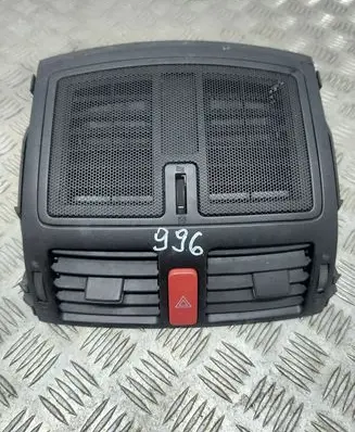 Toyota Auris 150 Dash center air vent grill