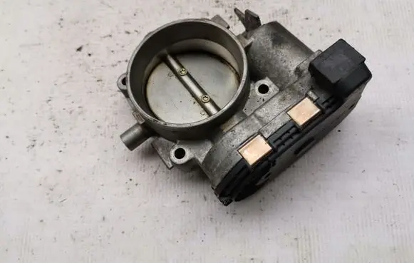 Mercedes-Benz CLK A208 C208 Throttle valve A1121410125 1121410125