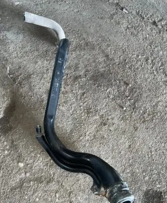 Fuel tank filler neck pipe