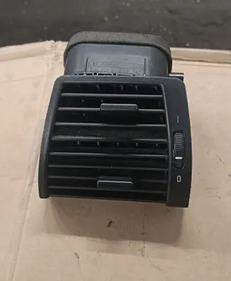 BMW X5 E53 Dashboard side air vent grill/cover trim 64228402215 8402215