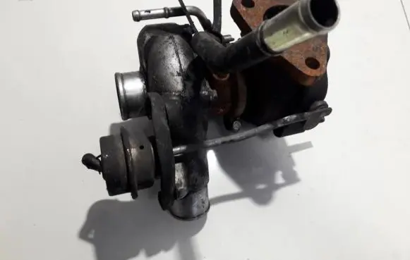 Toyota Avensis T220 Turbo 1720127010 17201-27010