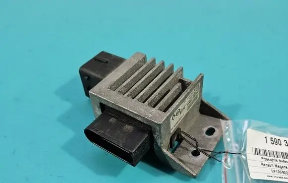 Renault Megane IV Other relay 271203982R IMPRK1590315