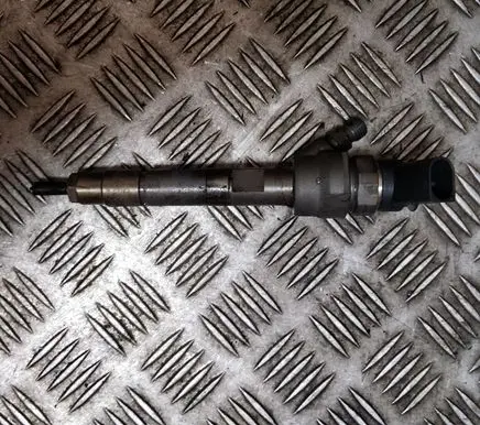Mini Cooper Countryman R60 Fuel injector 850690202
