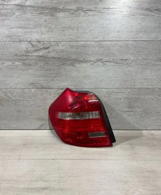 BMW 1 E81 E87 Rear/tail lights 7184955