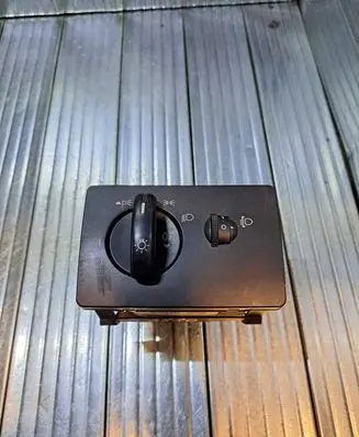 Ford Focus C-MAX Light switch 3M5T13A024EA