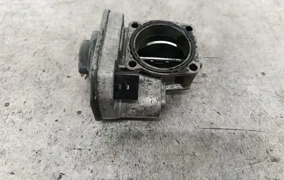 Opel Zafira B Throttle body valve 897376266