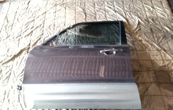 Mitsubishi Pajero Front door