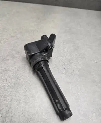 Volkswagen Polo VI High voltage ignition coil 05C905110