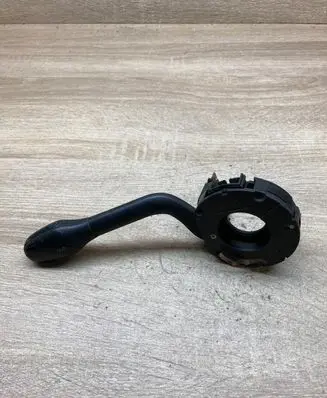 Volkswagen Caddy Indicator stalk DOTSAEQB91