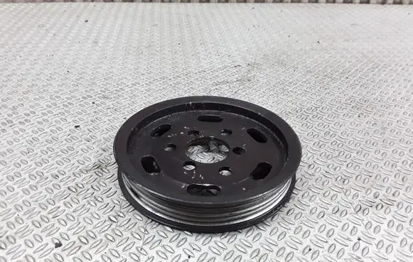 Volkswagen PASSAT B5.5 Power steering pump pulley 038145255D