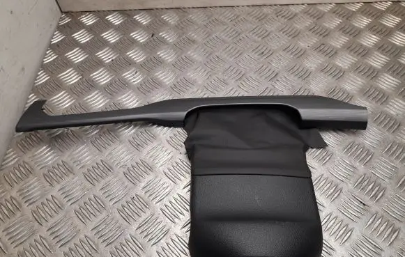 Volkswagen Golf VIII Steering wheel trim 5H1858415C