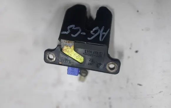 Audi A6 S6 C5 4B Tailgate/trunk/boot lock/catch/latch 4B5827505D