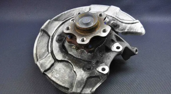 BMW 7 G11 G12 Rear wheel hub 621654