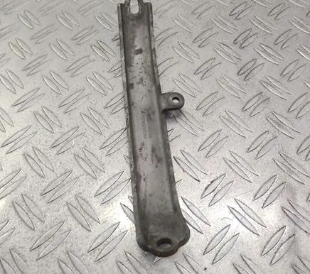 Volkswagen PASSAT B8 Other engine bay part 5Q0808219C