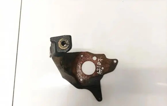 Audi A4 S4 B5 8D Engine mounting bracket 028130147b