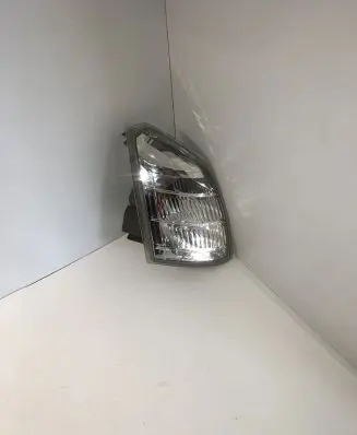 Nissan X-Trail T30 Front indicator light 3443R