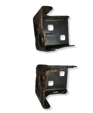 Mercedes-Benz GLC X253 C253 Radiator mount bracket A2056260112