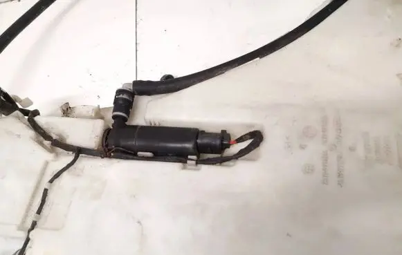 BMW 5 GT F07 Headlight washer pump 