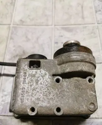 Ford Focus Throttle valve 6S439C735AA 13158519660