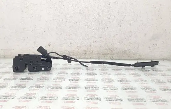 Audi A4 S4 B8 8K Engine bonnet/hood lock/catch 8K1823746