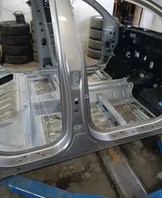 Hyundai Tucson TL Pillar (middle) 