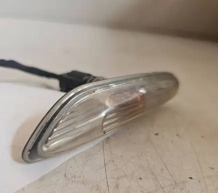 BMW 5 E60 E61 Front fender indicator light 71657421