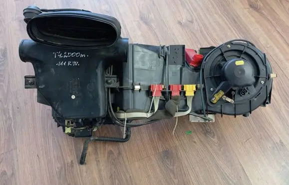 Volkswagen Transporter - Caravelle T4 Interior heater climate box assembly 701820026 1J7847059C 07847059C