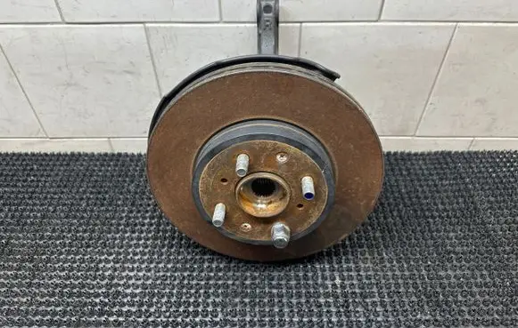 Honda Jazz IV GR Front wheel hub spindle knuckle
