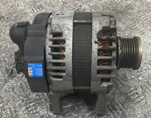 Nissan Qashqai Generator/alternator MR20 23100EN00B
