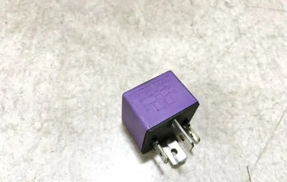 Renault Laguna I Other relay 03525