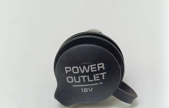 Volkswagen PASSAT B5.5 12 V Socket (rear) 3B0925071