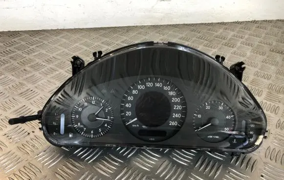 Mercedes-Benz E W211 Speedometer (instrument cluster) A2115400411 110080004013