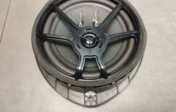 Volkswagen Amarok II Rear door speaker KB3T18808CB